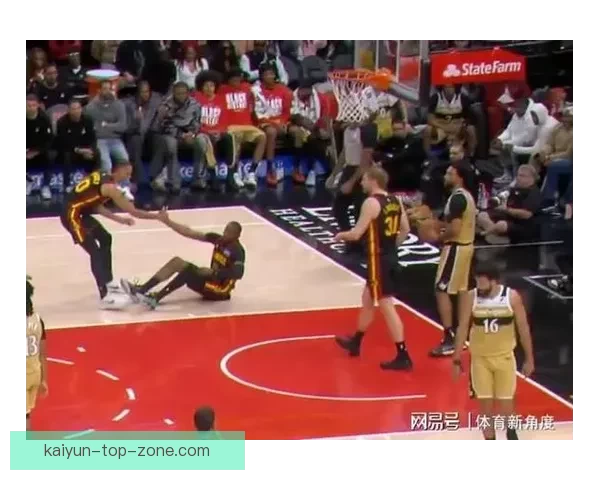 老鹰突然裁掉三分命中率高达百分之五十二点四的神射休斯坦引发巨大争议